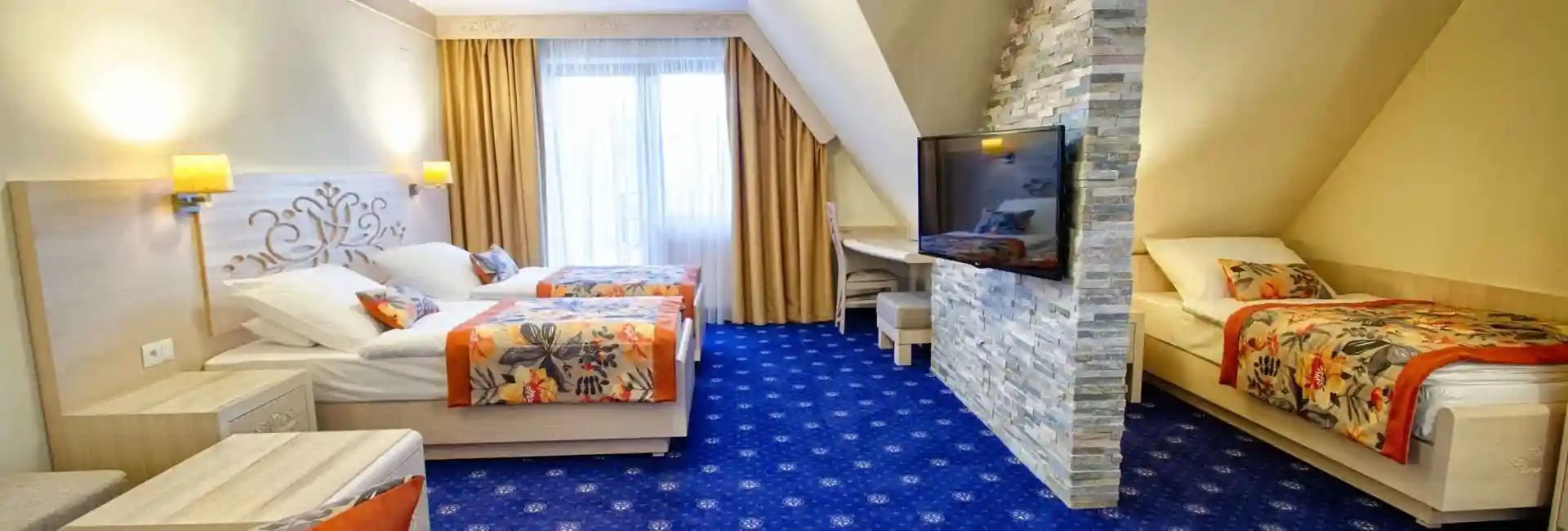 Kolmen hengen Premium-studio